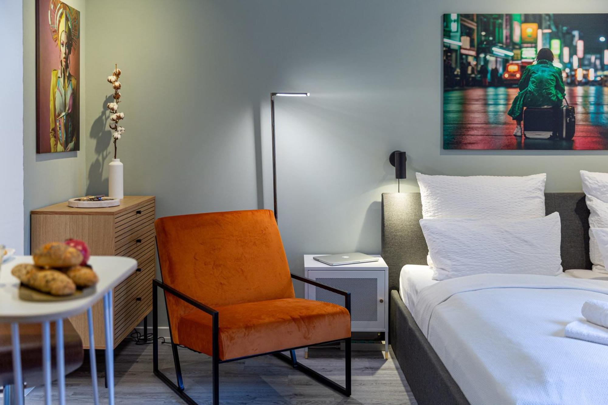 Have-A-Nice-Stay - Souterrain, Kino An Der Natur, U-Bahn Nach Hamburg 400M - Baecker & Restaurants 500M - Lidl 800M - Zentrum 1,5Km Ahrensburg Eksteriør billede